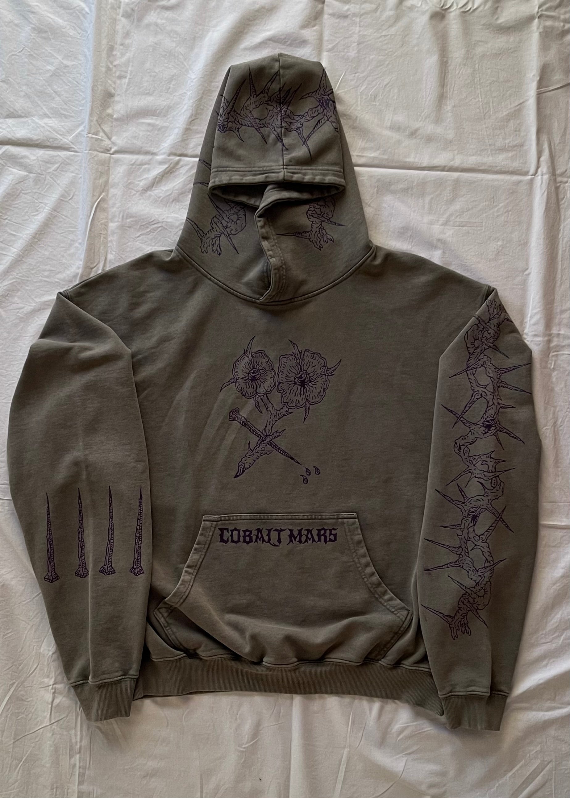 "Forget Me Not" - Oversized Hoodie - Vintage Forest